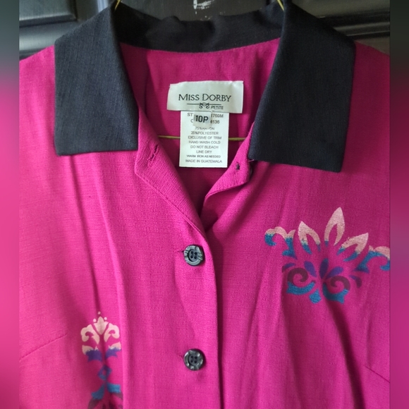 🩸SALE🩸🖤🩷Miss Dorby Top Size 10 Petite Button Front Short Sleeve - Picture 1 of 11